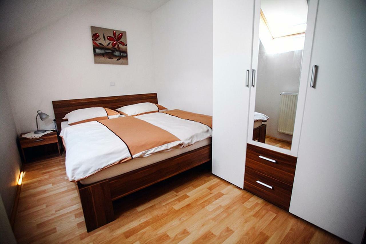 Вілла Tourist Farm Samec Sele Екстер'єр фото